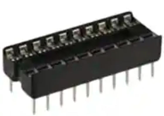 Surface Mount Integrated Circuit Chip with 8 Outputs for Industrial Applications